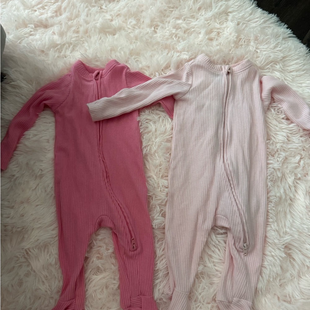 Old Navy Pink and Light Pink Kids Footies